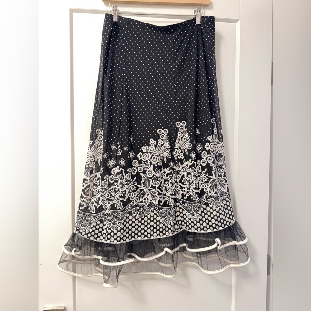 Unique Ruffle Hem Skirt